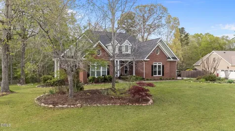 105 Michael Way Clayton NC 27520