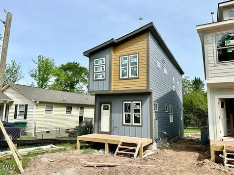 818B Carter Avenue Durham NC 27703