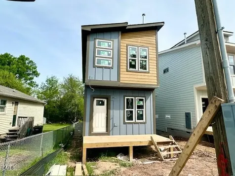 818B Carter Avenue Durham NC 27703