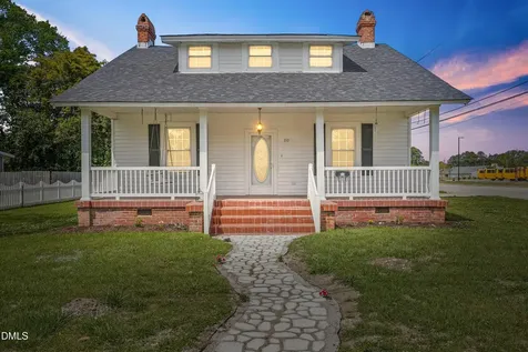 310 E E Street Erwin NC 28339