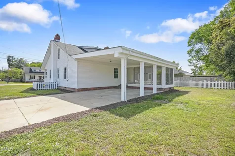 310 E E Street Erwin NC 28339