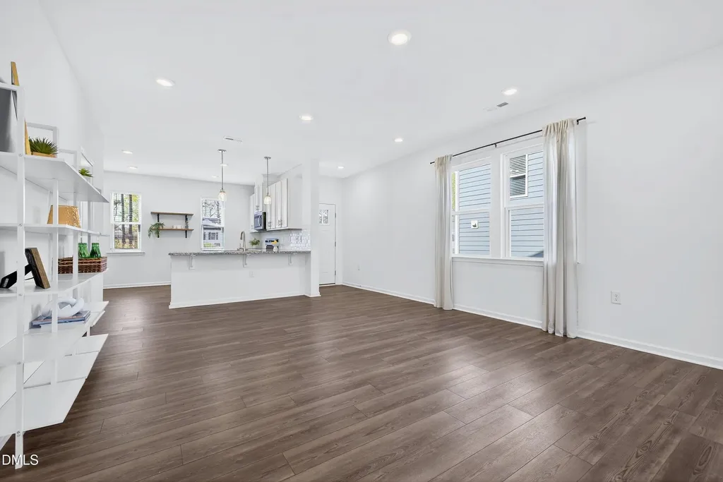 567 Hacksaw Trail Raleigh NC 27610