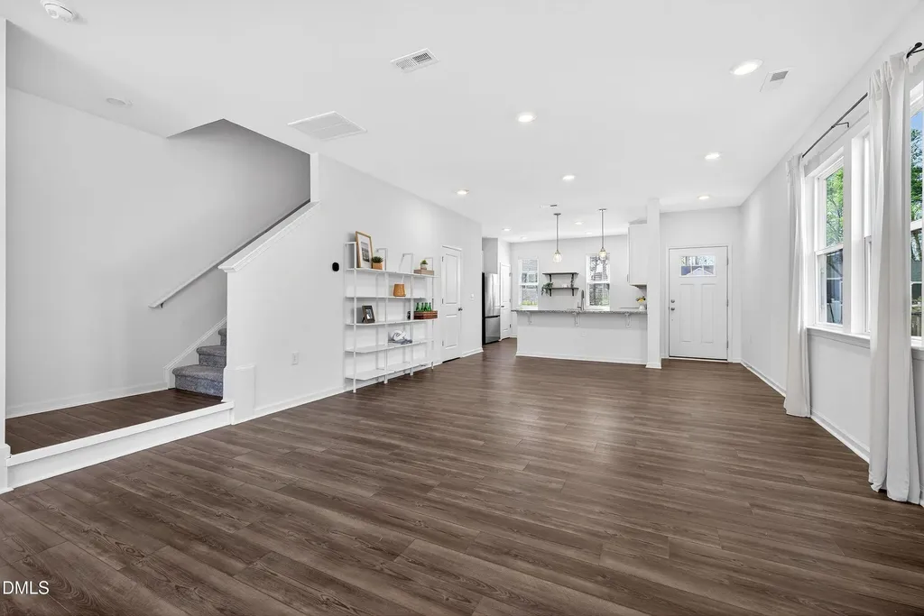 567 Hacksaw Trail Raleigh NC 27610