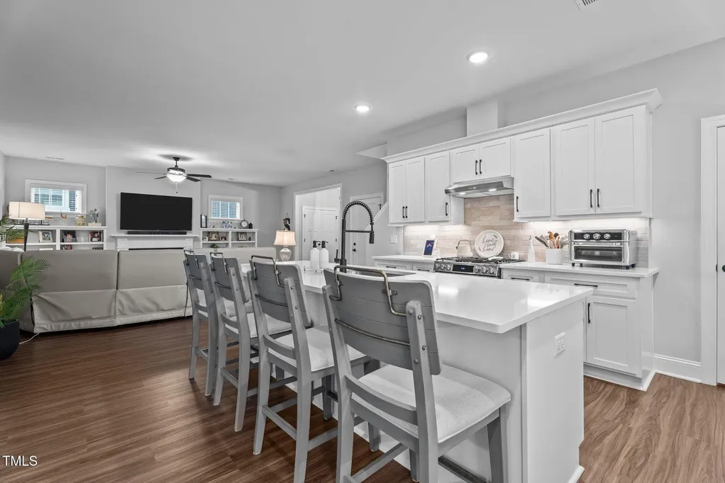 33 Davidson Street Clayton NC 27527