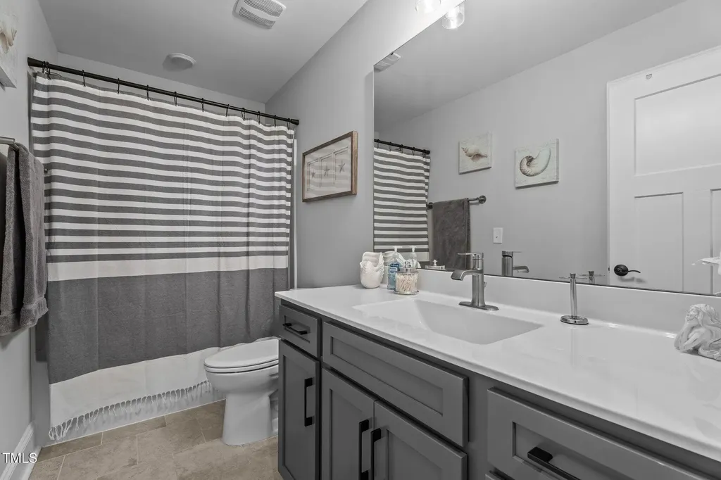 33 Davidson Street Clayton NC 27527