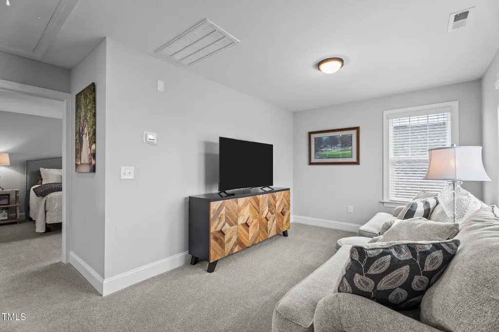 33 Davidson Street Clayton NC 27527