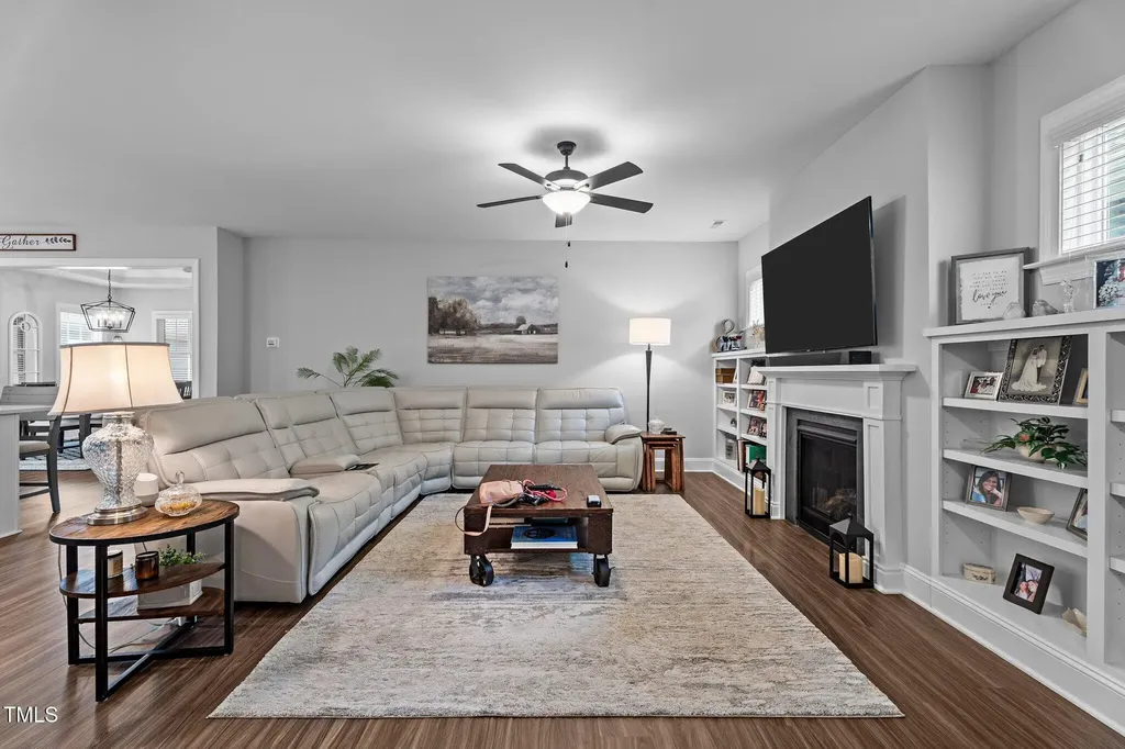 33 Davidson Street Clayton NC 27527