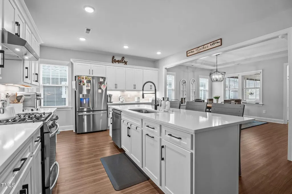 33 Davidson Street Clayton NC 27527