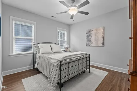 33 Davidson Street Clayton NC 27527