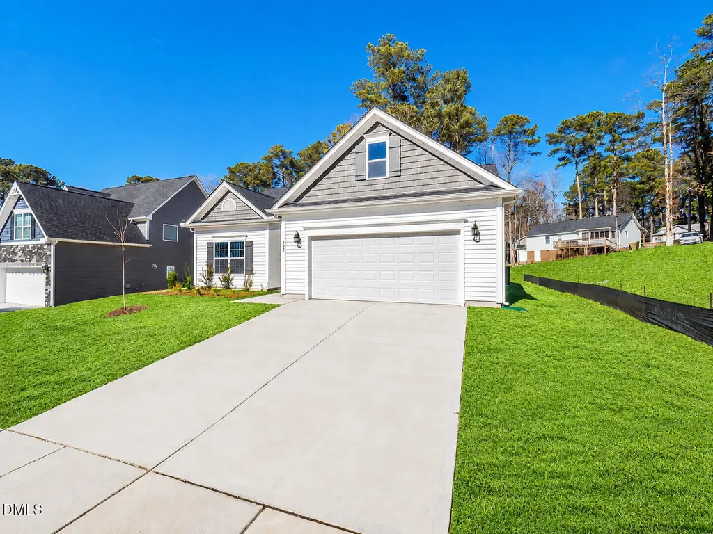 382 Black Oak Court Clayton NC 27520