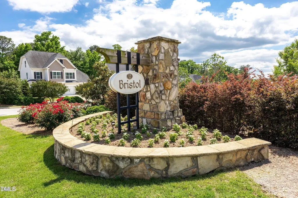 382 Black Oak Court Clayton NC 27520