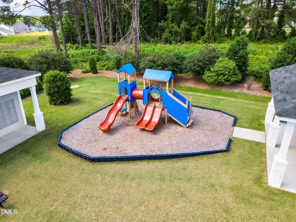 382 Black Oak Court Clayton NC 27520