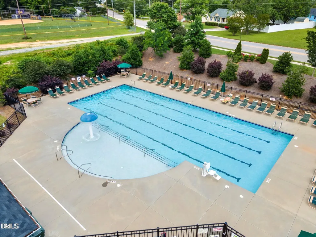 382 Black Oak Court Clayton NC 27520