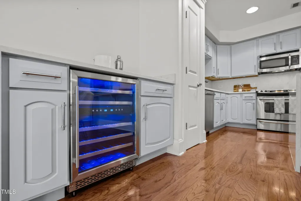 222 Glenwood Avenue Raleigh NC 27603