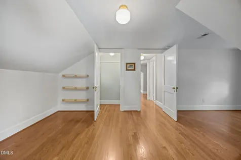 402 Westdale Place Greensboro NC 27403