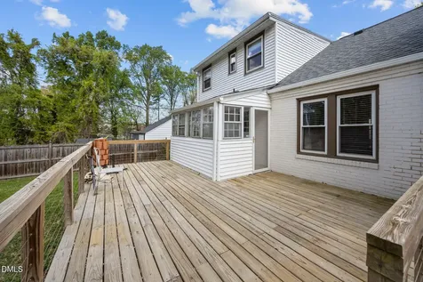 402 Westdale Place Greensboro NC 27403