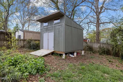402 Westdale Place Greensboro NC 27403