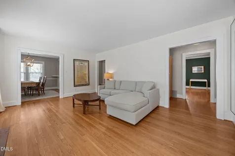 402 Westdale Place Greensboro NC 27403