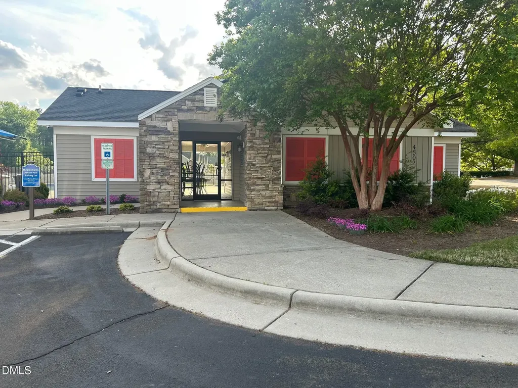 4444 Iyar Way Wake Forest NC 27587