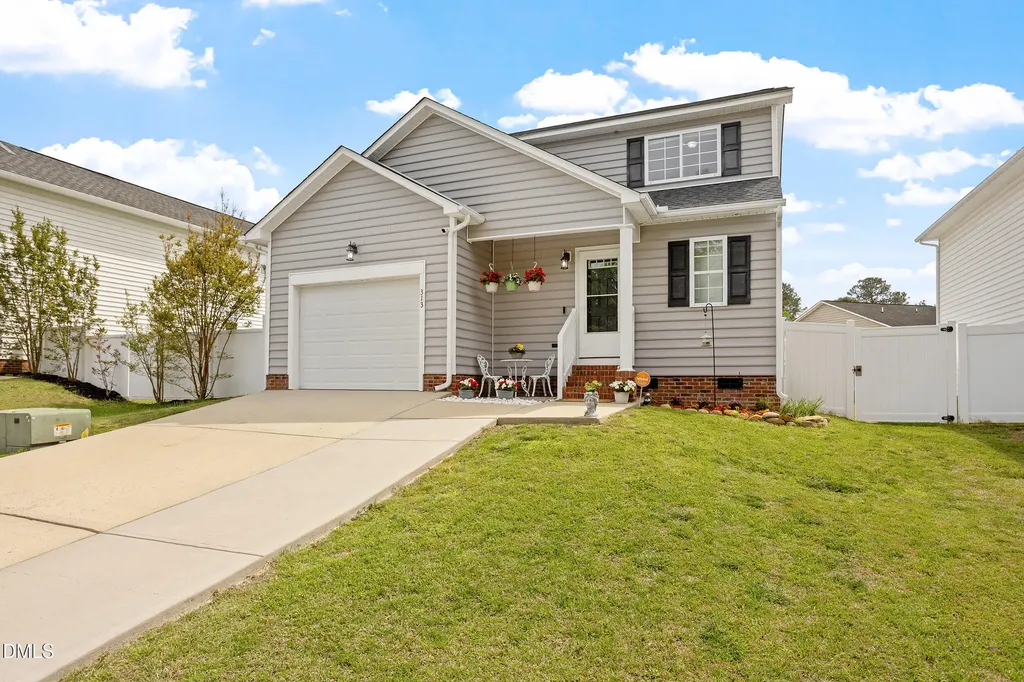 313 Pittsboro Street Fuquay Varina NC 27526