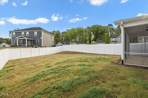 1041 Ringhill Bluff Drive Durham NC 27704