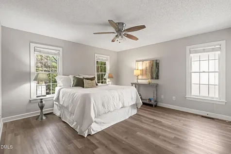 11 Knightsbridge Court Durham NC 27707