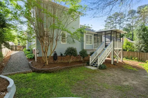 11 Knightsbridge Court Durham NC 27707