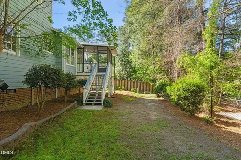 11 Knightsbridge Court Durham NC 27707