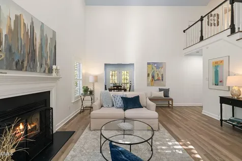 11 Knightsbridge Court Durham NC 27707