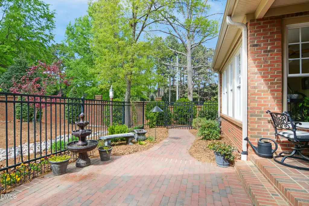 8855 Mariner Drive Raleigh NC 27615