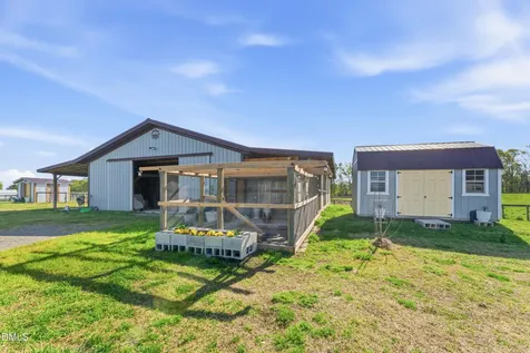 520 Plainfield Church Road Siler City NC 27344