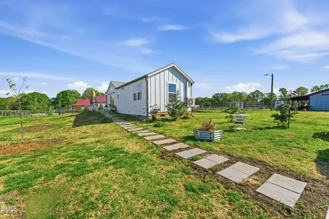 520 Plainfield Church Road Siler City NC 27344