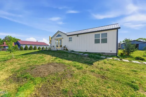 520 Plainfield Church Road Siler City NC 27344