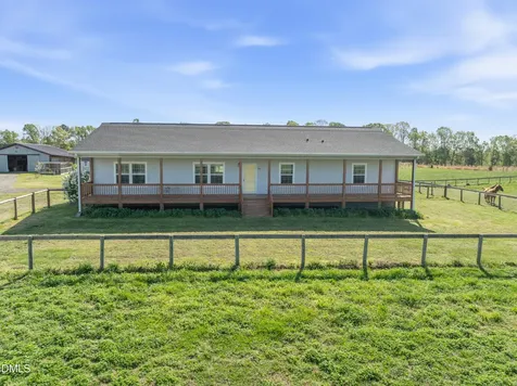 520 Plainfield Church Road Siler City NC 27344