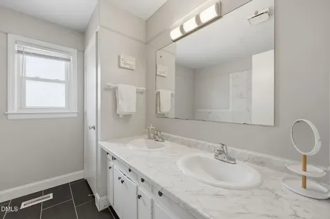 402 Crestview Drive Durham NC 27712