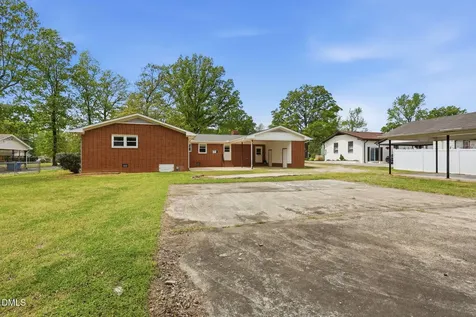 402 Crestview Drive Durham NC 27712
