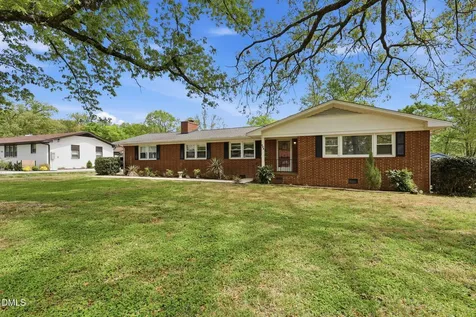 402 Crestview Drive Durham NC 27712