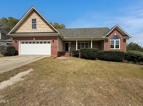 158 Ironwood Way Raeford NC 28376