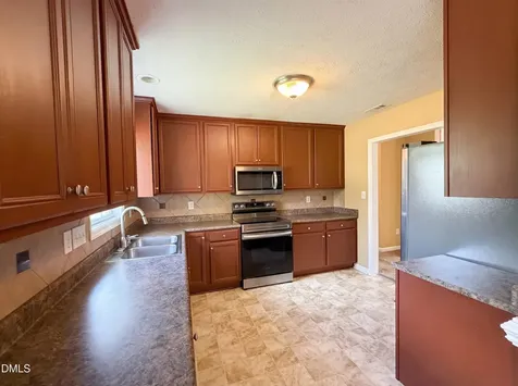 158 Ironwood Way Raeford NC 28376