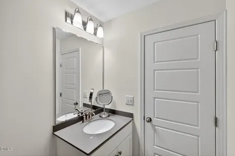 2007 Rockface Way Durham NC 27703