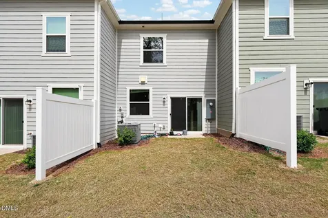 2007 Rockface Way Durham NC 27703