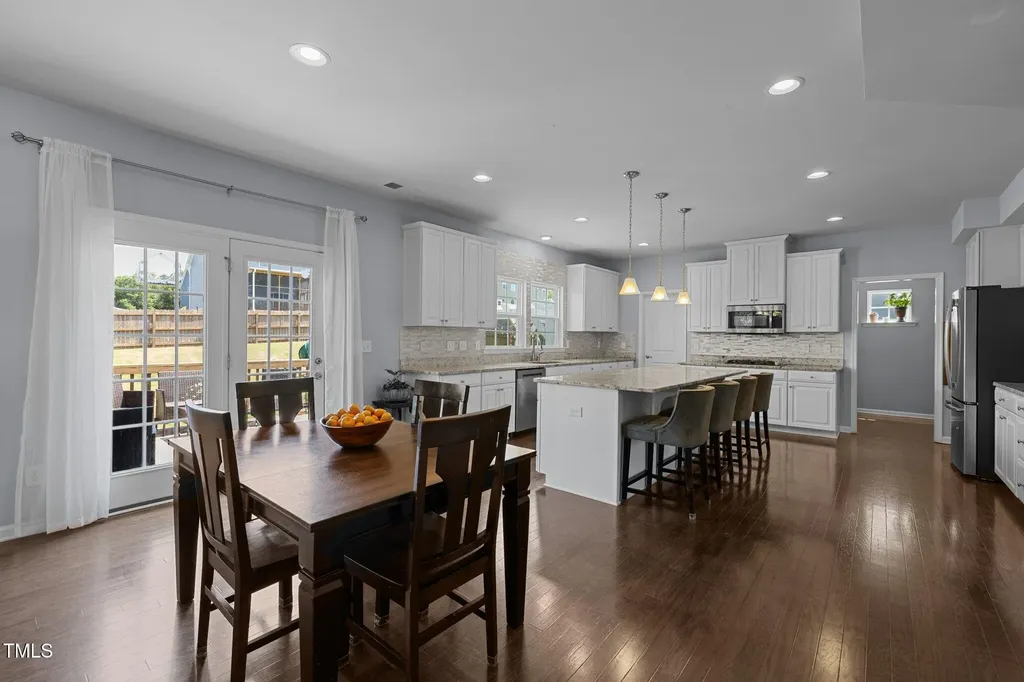 204 Ashland Hill Drive Holly Springs NC 27540