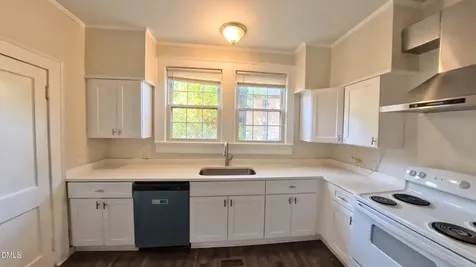 913 Dacian Avenue Durham NC 27701
