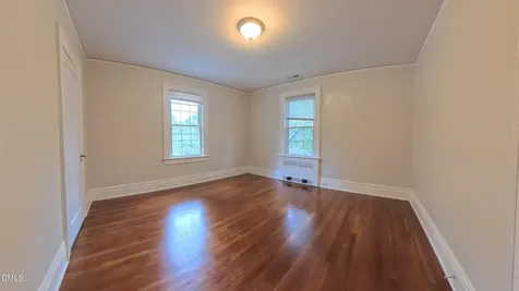 913 Dacian Avenue Durham NC 27701