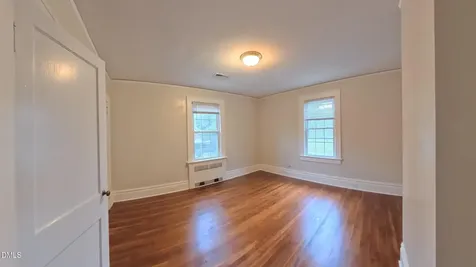 913 Dacian Avenue Durham NC 27701