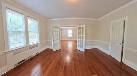 913 Dacian Avenue Durham NC 27701