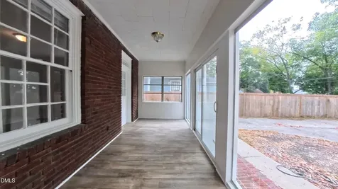 913 Dacian Avenue Durham NC 27701