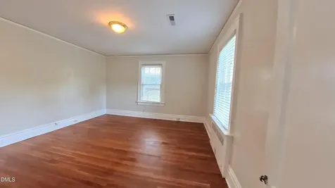 913 Dacian Avenue Durham NC 27701
