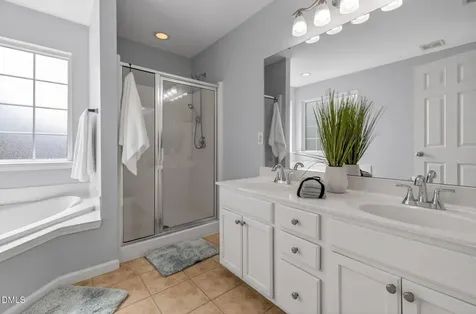 128 Mckenzie Meadow Lane Apex NC 27539