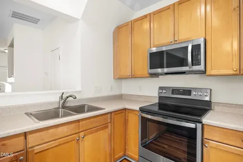 8324 Boca Point Raleigh NC 27616